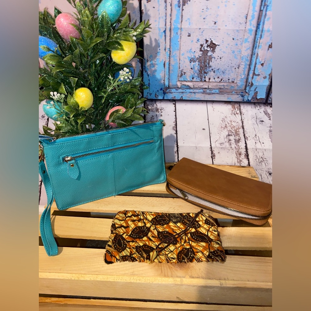 Wallet & Wristlet Lot